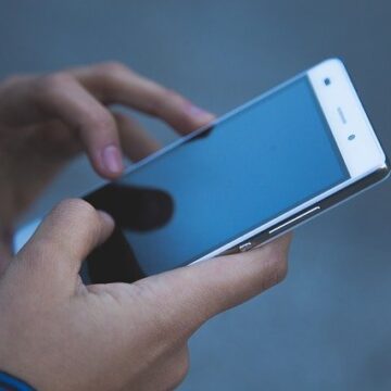 Dyżury telefoniczne dla osób zainteresowanych problemem choroby Alzheimera i innymi chorobami otępiennymi